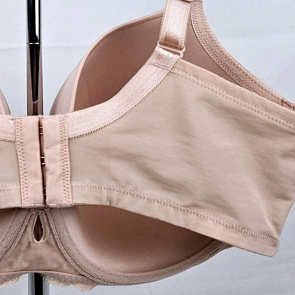 Torrid 40DD Beige Smooth T Shirt‎ Balconette Bra Lace Trim Full Coverage